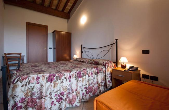 אסיסי Country House Carfagna מראה חיצוני תמונה