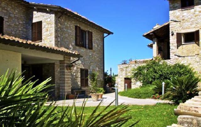 אסיסי Country House Carfagna מראה חיצוני תמונה