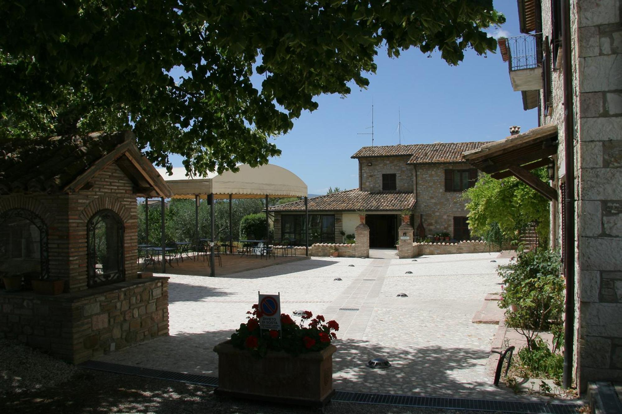 אסיסי Country House Carfagna מראה חיצוני תמונה